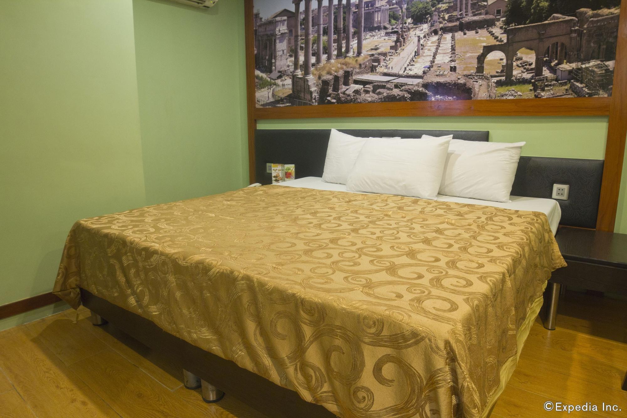 Eurotel North Edsa Quezon City Bagian luar foto