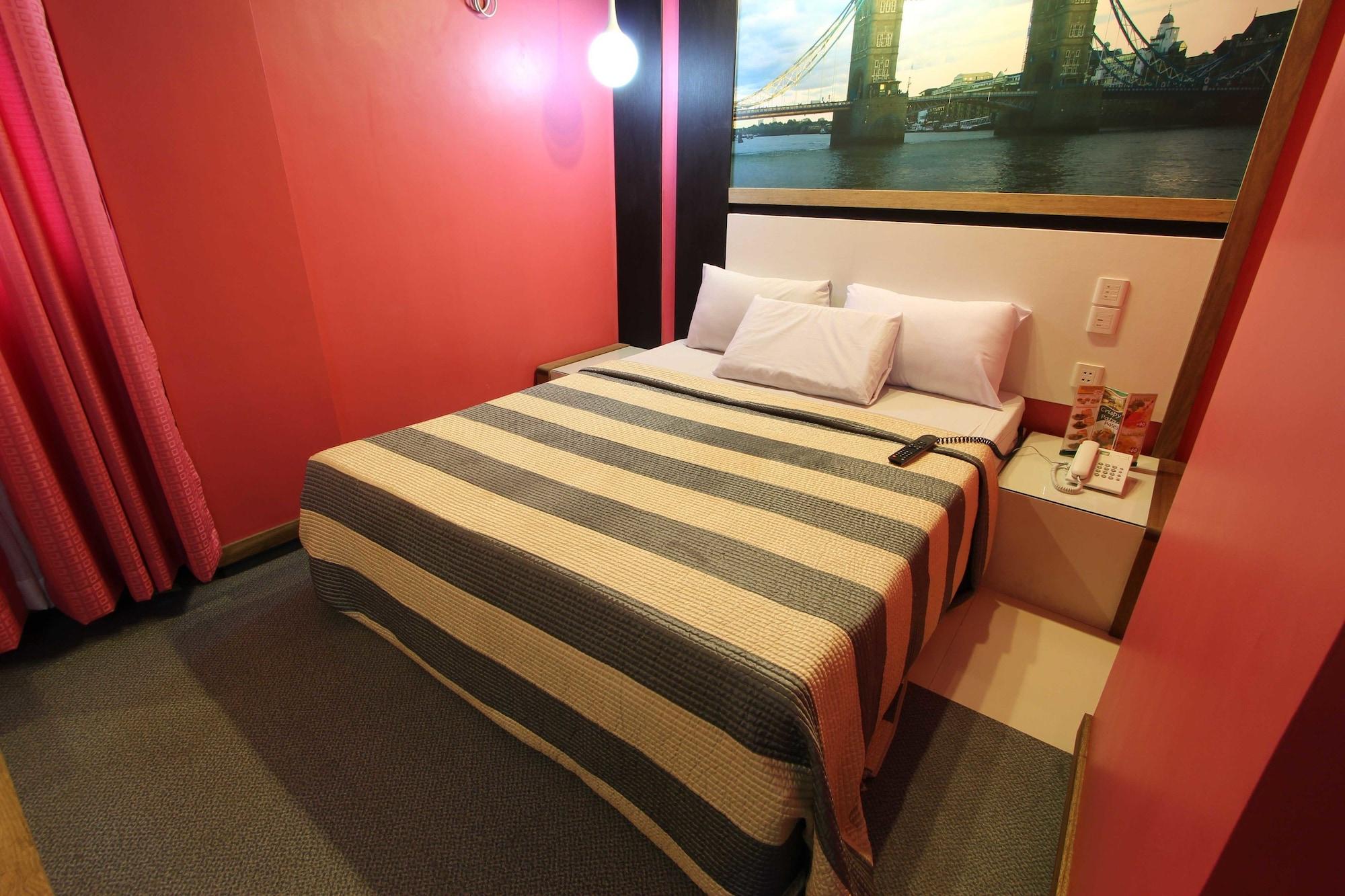 Eurotel North Edsa Quezon City Bagian luar foto