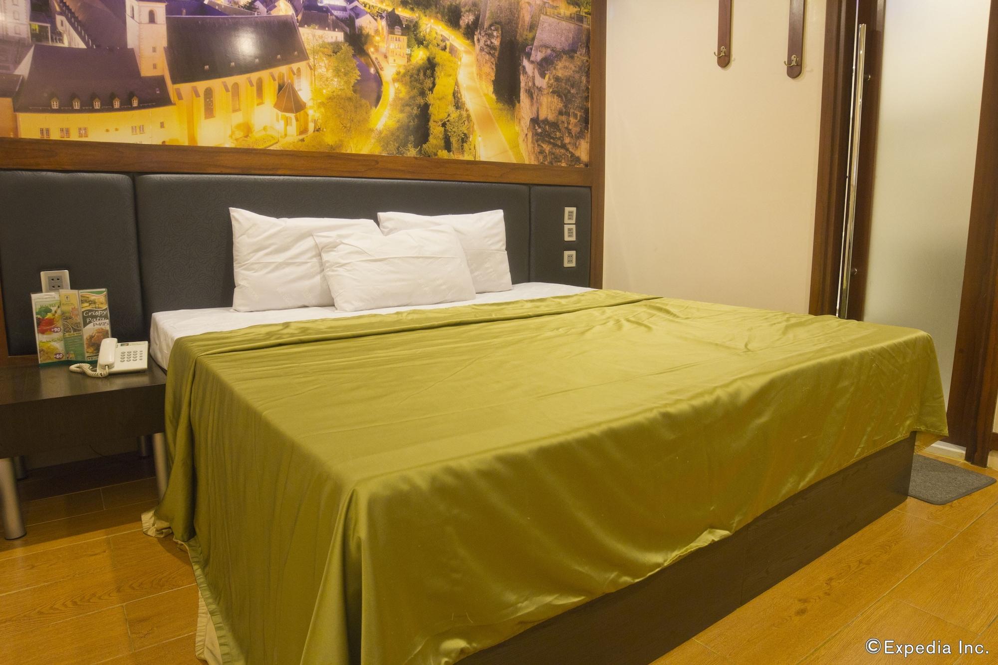 Eurotel North Edsa Quezon City Bagian luar foto