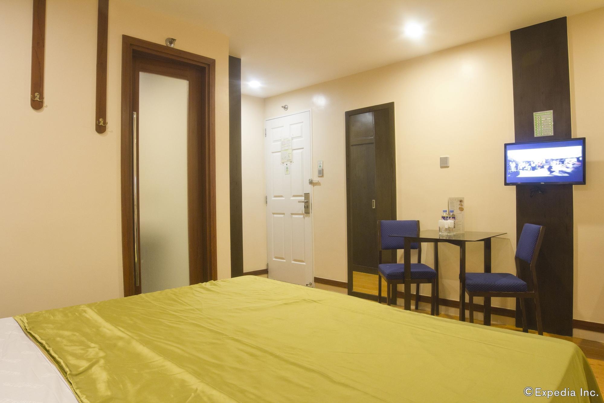 Eurotel North Edsa Quezon City Bagian luar foto