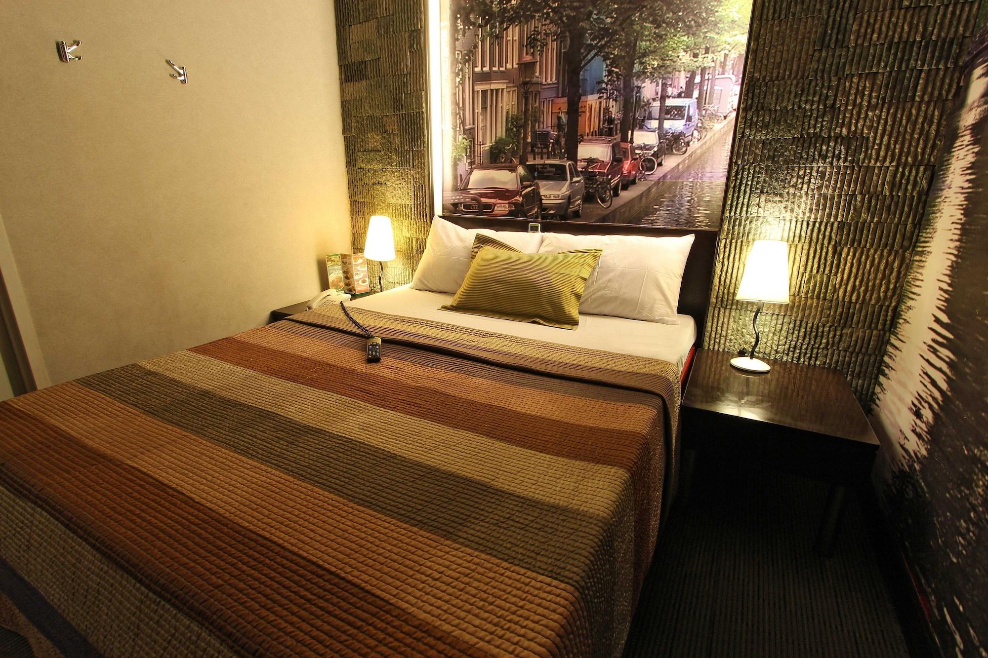 Eurotel North Edsa Quezon City Bagian luar foto