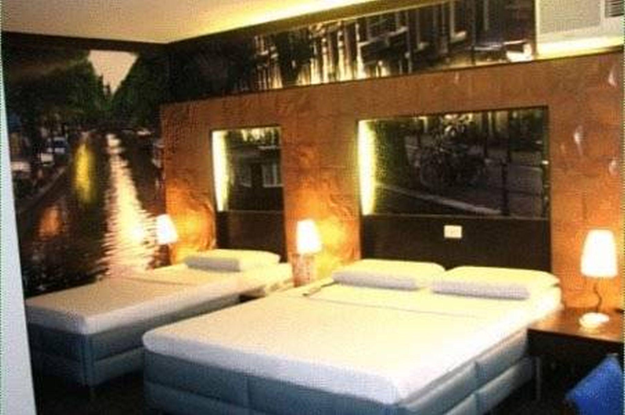 Eurotel North Edsa Quezon City Bagian luar foto