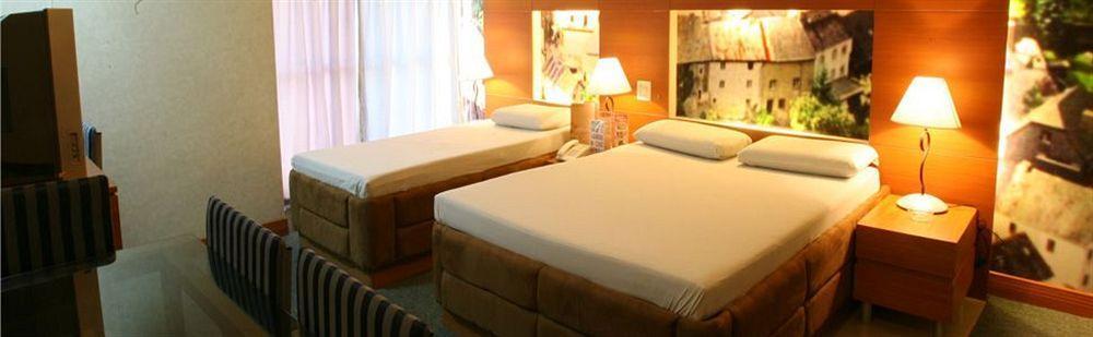 Eurotel North Edsa Quezon City Bagian luar foto