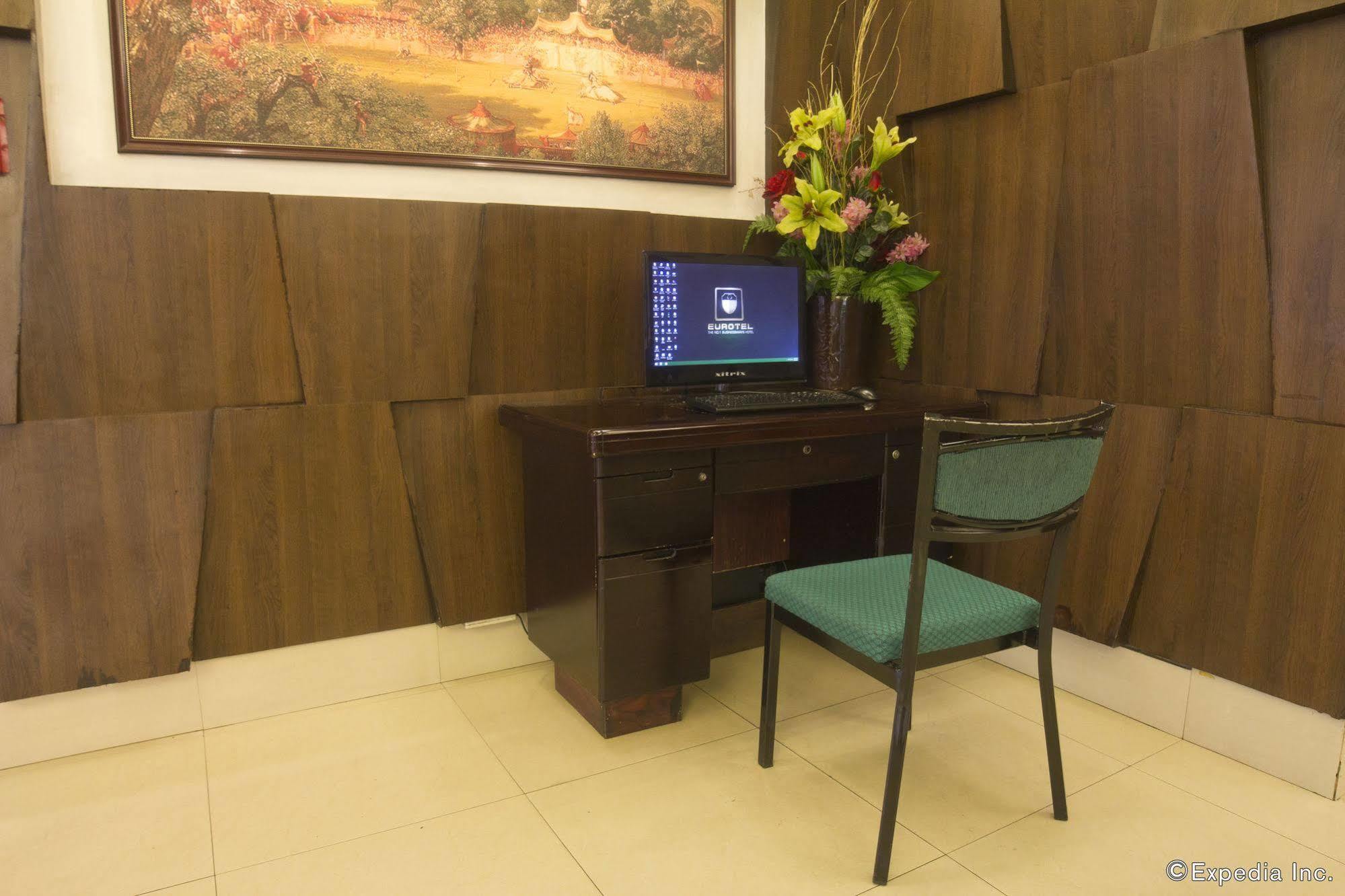Eurotel North Edsa Quezon City Bagian luar foto