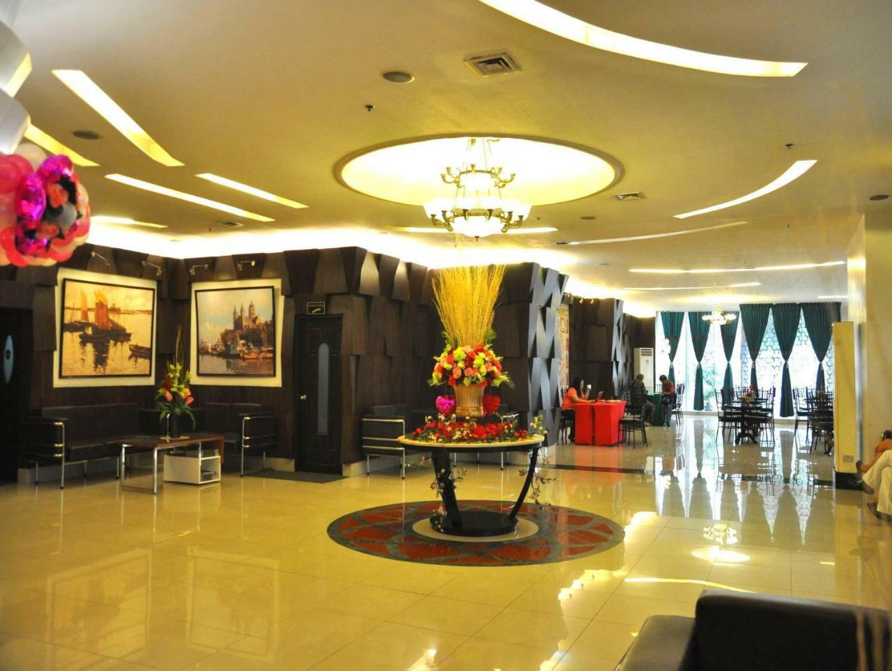 Eurotel North Edsa Quezon City Bagian luar foto